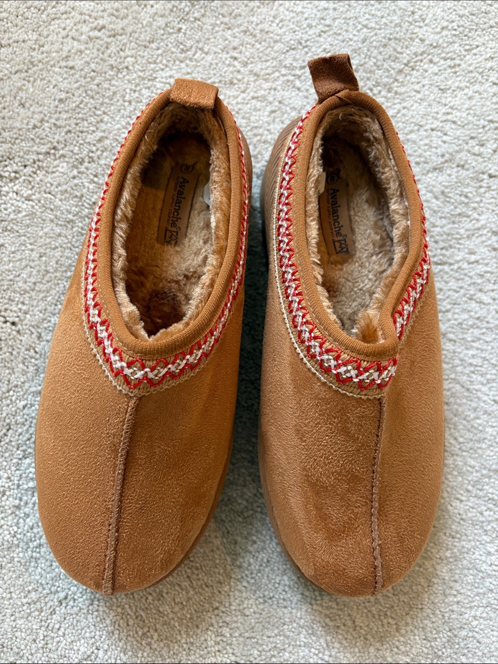 Women’s 8 Avalanche Chestnut Faux-Platform Suede Slip-On Slippers with Red Trim